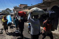 Indonésie - útěk před vulkánem