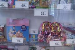 Česká pošta stahuje z prodeje soplňkové zboží