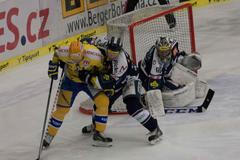 ELH, Zlín - Vítkovice: brankář Filip Šindelář v akci