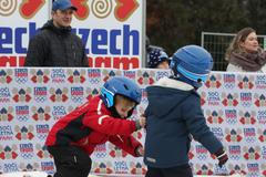 FOTO Letná fandila Moravcovi, děti se bavily na lyžích