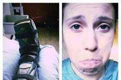 Zraněná noha Evy Samkové