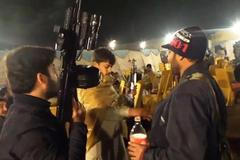 Střelba během svatební oslavy