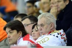 Soči 2014, rychlobruslení 3000m Ž: Miloš Zeman s manželkou Ivanou