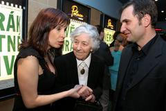 Premiéra Vratných lahví - Nela Boudová, Věra Tichánková a Jiří Macháček