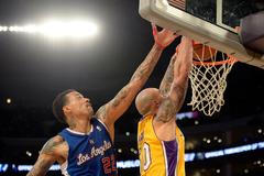 NBA: Los Angeles Clippers vs Los Angeles Lakers (Barnes, Sacre)