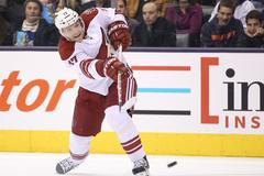 NHL: Phoenix Coyotes at Toronto Maple Leafs (Vrbata)