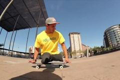 Handicapovaný skateboardista Italo Romano