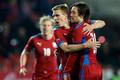 Česko - Norsko: Tomáš Rosický slaví slaví svůj gól, Bořek Dočkal a František Rajtoral (18)