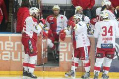 FOTO Nejdřív sláva, potom zmar. Bednářovi zhořkla oslava