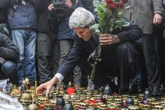 Americký ministr zahraničí John Kerry je v Kyjevě.