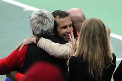 Česko- Nizozemsko, čtyřhra: Radek Štěpánek a rodiče