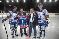 Ligové utkání EBEL pod otevřeným nebem v chorvatském podání mezi Medveščakem Záhřeb a Olimpijí Lublaň.