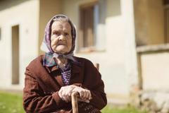 Senior, důchodce, stáří, ilustrační foto