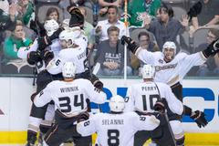 Anaheim slaví postup do 2. kola play off