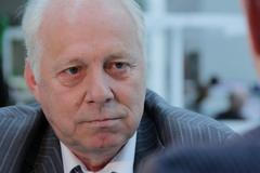 dufek rozhovor platy