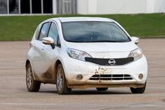 Nissan Note se samočistícím lakem