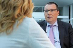 VE ZKRATCE: Miroslav Singer