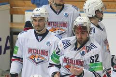 FOTO Boj o Gagarina. V napěchované pražské aréně tekla krev