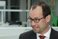 VE ZKRATCE: Jaké změny přinese služební zákon?