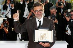 Director Nuri Bilge Ceylan, Palme d'Or award winner for his film "Winter Sleep", poses during a photocall at the closing ceremony of the 67th Cannes Film Festival in Cannes