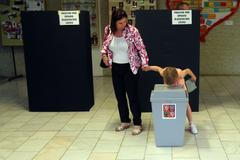 Dolní Břežany v den voleb do Evropského parlamentu