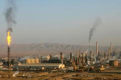 Irák - rafinérie - Bajdží