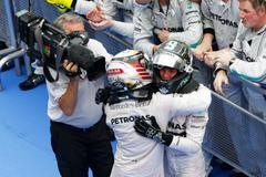 F1: Lewis Hamilton a Nico Rosberg, Mercedes