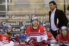 MS 2014 Česko-Itálie: MS 2014 Česko-Itálie: Jakub Klepiš, Roman Červenka, Jaromír Jágr a trenér Vladimír Růžička.