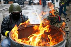 Proruští separatisté se scházejí u barikády ve městě Slavjansk