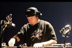 DJ Shadow