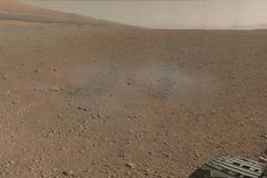 Curiosity se rozkoukává