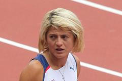 Česká běžkyně Lenka Masná běží kvalifikační závod v 1. kole na OH 2012 v Londýně,