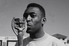 Brazilská fotbalová legenda Pelé