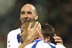 Čeští fotbalisté v utkání proti Slovensku