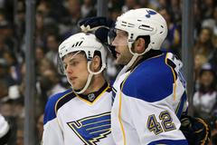 David Backes a Vladimír Sobotka v play off 2013