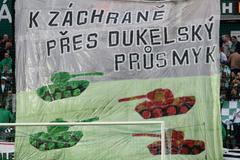 FOTO Bohemka zahájila záchranu přes dukelský průsmyk