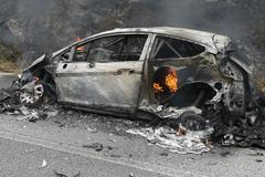 Ford Fiesta Mikky Hirvovena shořel na na Sardinii v soutěži MS