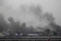 Zahynulo všech deset útočníků, nepodařilo se jim zničit žádné letadlo.