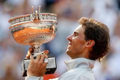 Rafael Nadal se raduje z triumfu na French Open 2014