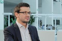 Zrušit pětiprocentní hranici u eurovoleb? Liška x Tejc