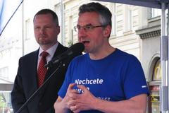 Kampaň ODS do eurovoleb, Petice pro korunu