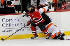 NHL: Philadelphia Flyers at New Jersey Devils (Židlický, Raffl)