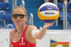 Kristýna Kolocová a Markéta Sluková na Prague Open 2014