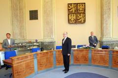 Zeman na zasedání vlády a Jourová erokomisařkou