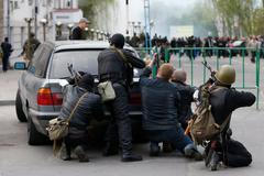 Proruští separatisté na východě Ukrajiny.