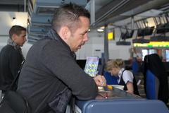 Pavel Horváth na pražském letišti před odletem do Istanbulu