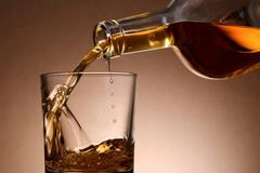 Alkohol, ilustrační foto