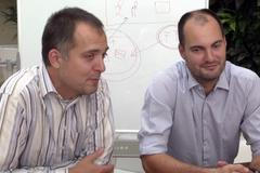 Start-upy u tabule: Bratři Kasovi a Pilulka.cz