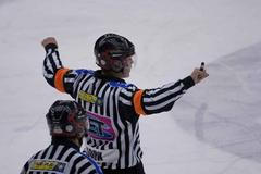 Zlín - Kometa: rozhodčí