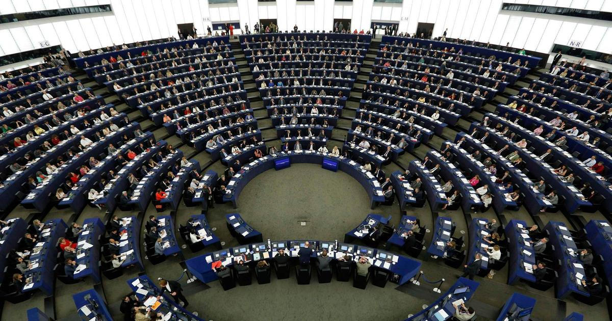 Evropský parlament se postavil za dostupnější interrupce. Češi byli při hlasování rozdělení